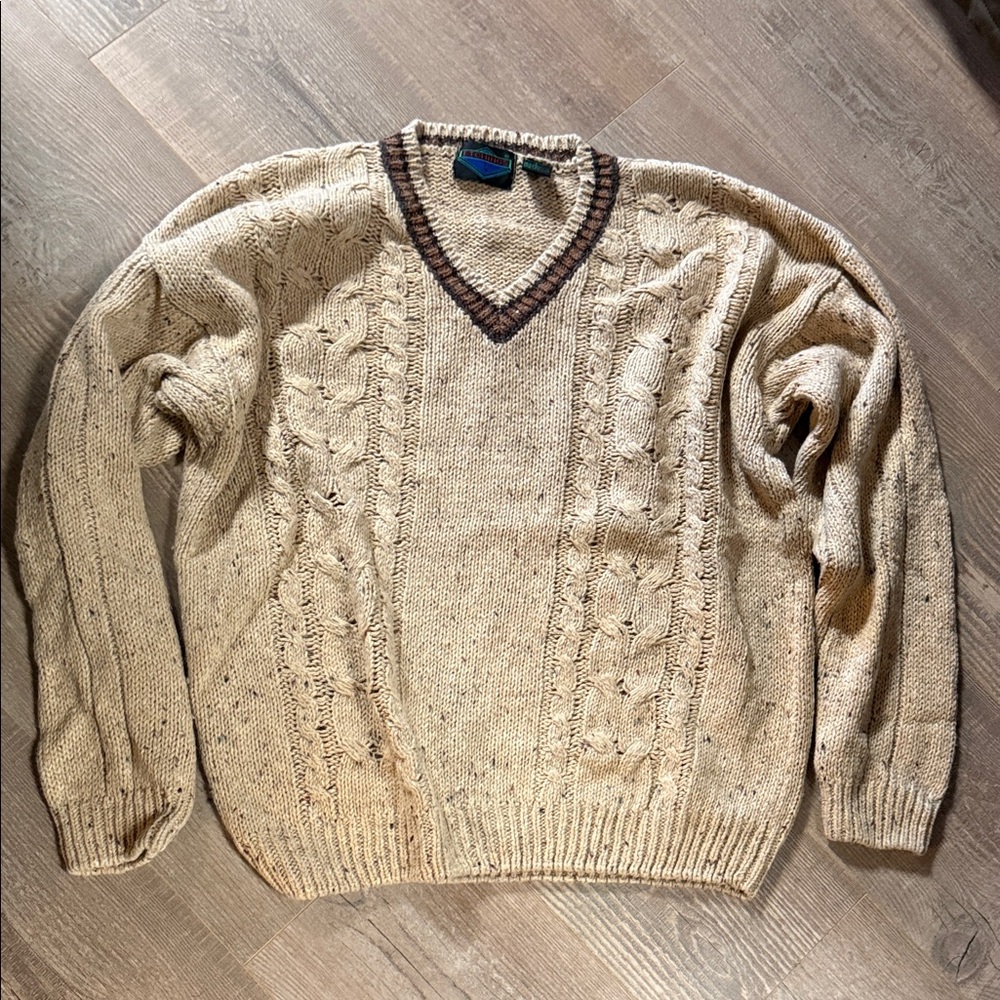 Vintage Men's Beige V-Neck Varsity Cable Knit Wool Ramie Blend Sweater